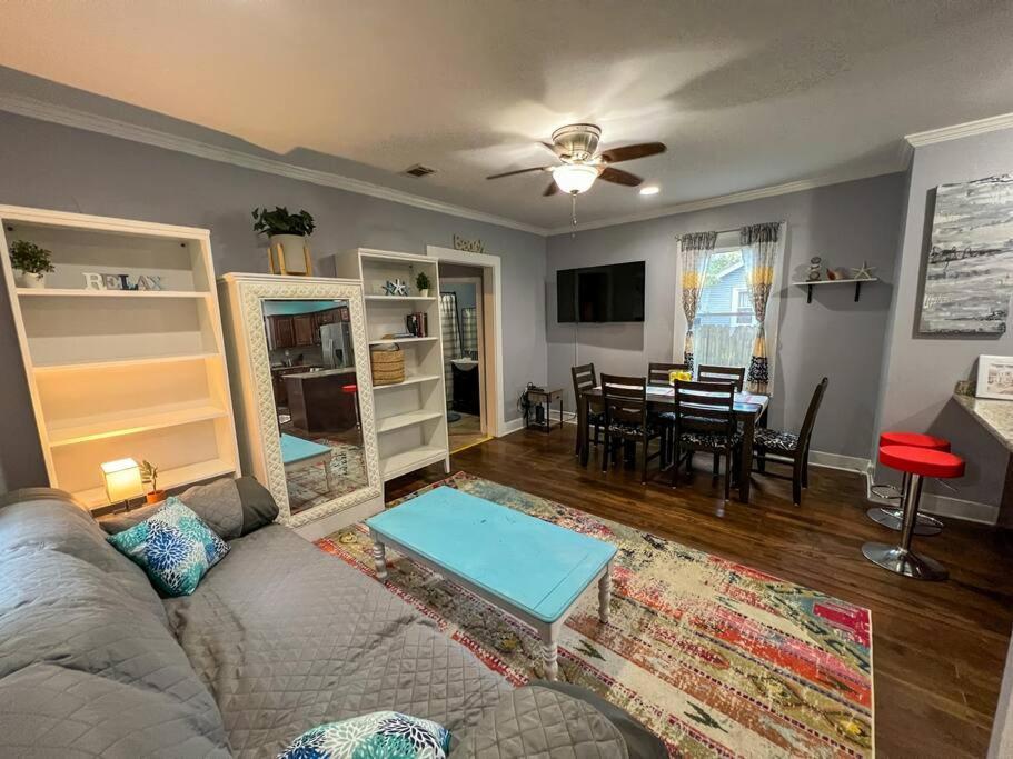 הוילה נורפולק Historic Coastal Haven- Pet Friendly Fast Wi-Fi מראה חיצוני תמונה